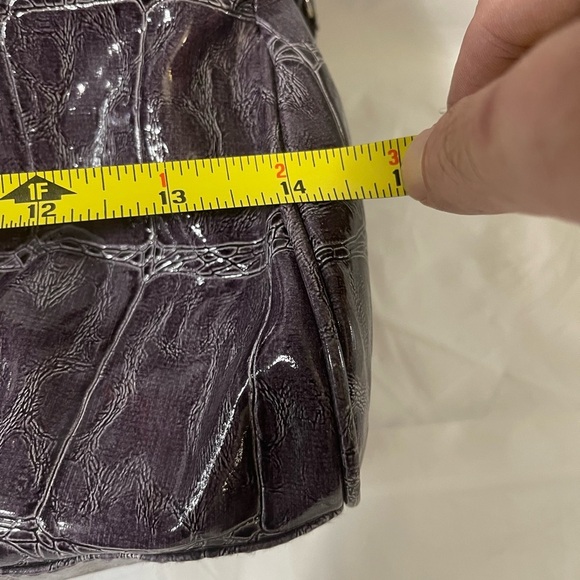 Nameless women’s purple handbag with silver accents, like new condition - Picture 5 of 8